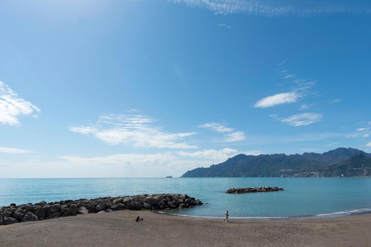Dulce Mare Apartment Salerno Exterior photo
