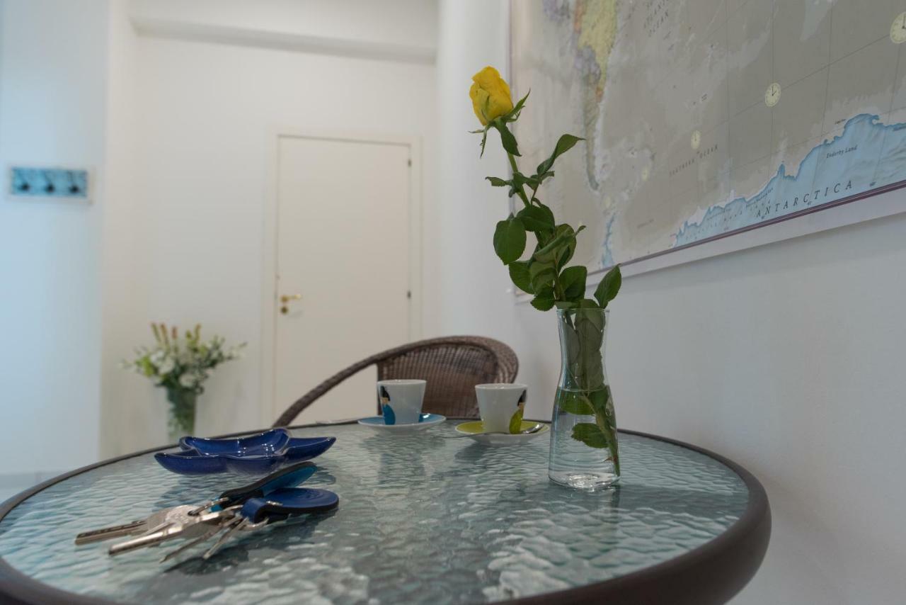 Dulce Mare Apartment Salerno Exterior photo